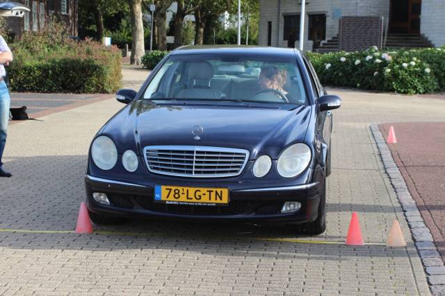 4e-leidse-kiwanis-puzzelrally-7-oktober-2018-hieronder-alle-fotos-van-deze-prachtige-rallydag-1131 - Afbeelding 58 van 121