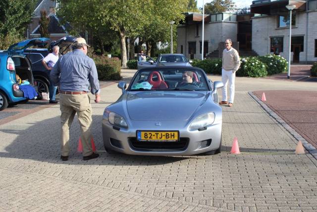 4e-leidse-kiwanis-puzzelrally-7-oktober-2018-hieronder-alle-fotos-van-deze-prachtige-rallydag-1140 - Afbeelding 67 van 121