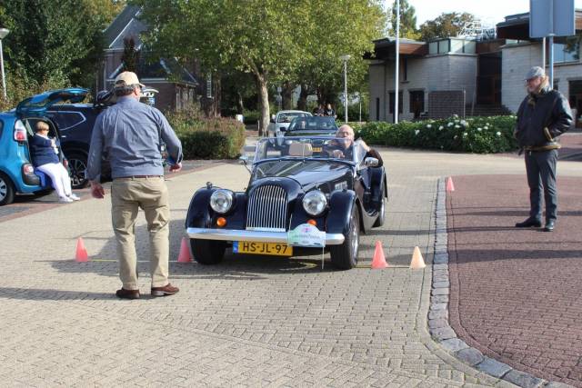4e-leidse-kiwanis-puzzelrally-7-oktober-2018-hieronder-alle-fotos-van-deze-prachtige-rallydag-1145 - Afbeelding 72 van 121